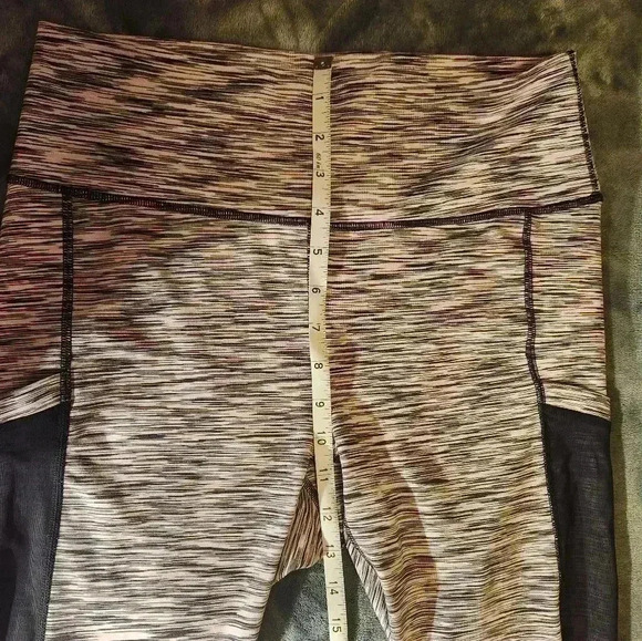 Guru G leggings, mesh pannels, see measurements, probably size large - Picture 5 of 6